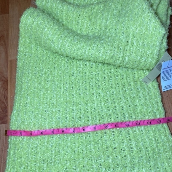 COLLECTION eighteen scarf - Picture 3 of 4